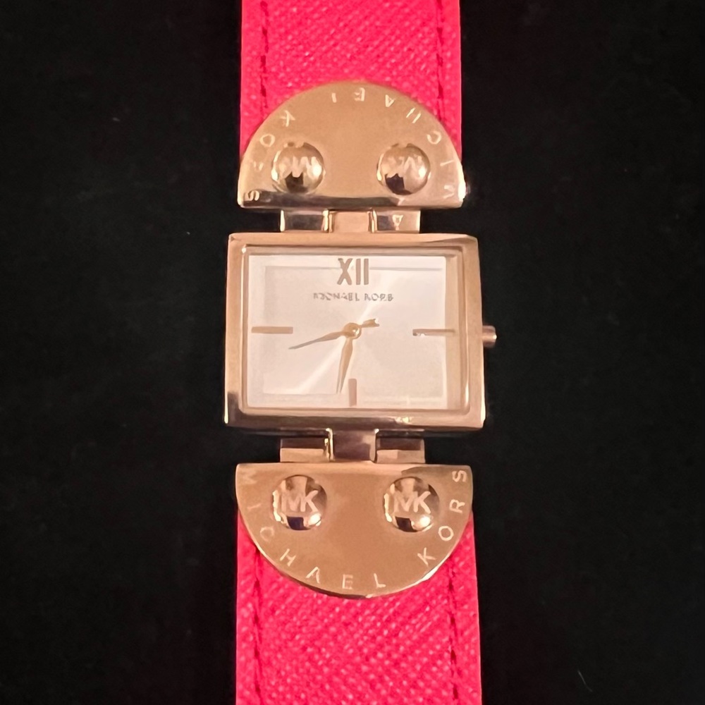 Michael Kors MK2381 Art Deco Women’s Wrist Watch - Rare